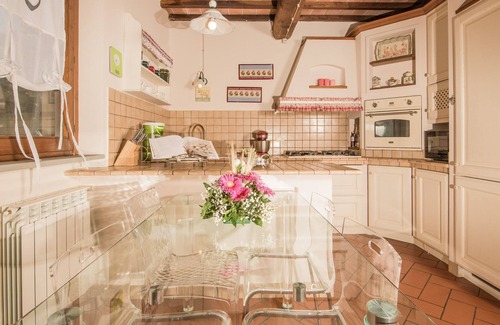 Ortignano Raggiolo House | Casa Vignacce - Casa Vignacce with pool, dog allowed and garden