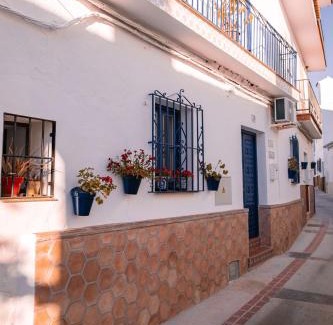 Canillas de Albaida Bed & Breakfast | Casa Vista