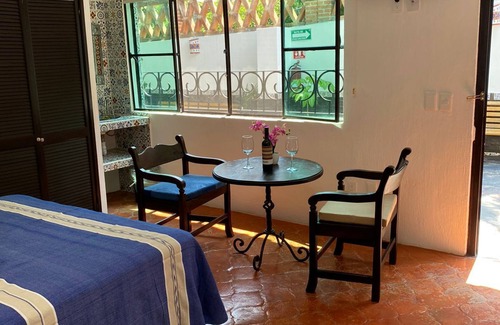 Ajijic Hotel | Casa Yollotzin