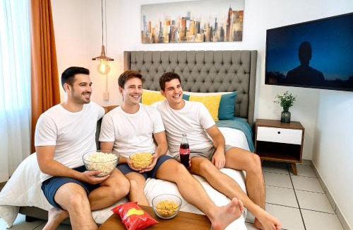 Cuautitlan Izcalli House | CASA YON free parking, pet friendly, high speed wifi, Netflix, Amazon Prime factura