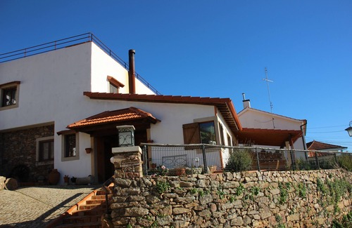 Penha Garcia Cottage | Casal da Serra - Guest accommodation