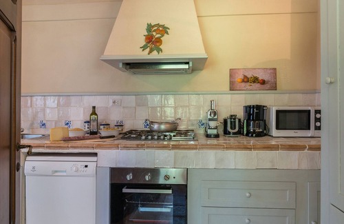 Castel Giorgio Villa | Casale dei Tigli 8, Emma Villas