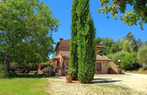 Petrignano del Lago Bed & Breakfast | Casale dell'Assiolo Bed and Breakfast