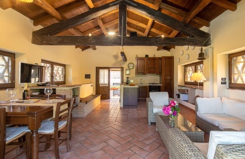 Fivizzano Villa | Casale Fivizzano in Fivizzano , Toscana