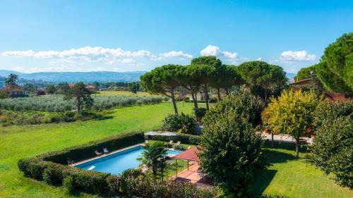 Ripabianca Villa | CASALE IL TORCHIO 12&4, Emma Villas
