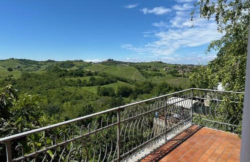 San Damiano al Colle House | Casale sulle Verdi Colline