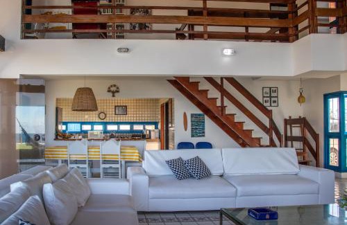 Santo Agostinho House | Casarão de vidro - Pé na Areia - Praia Enseada dos Corais