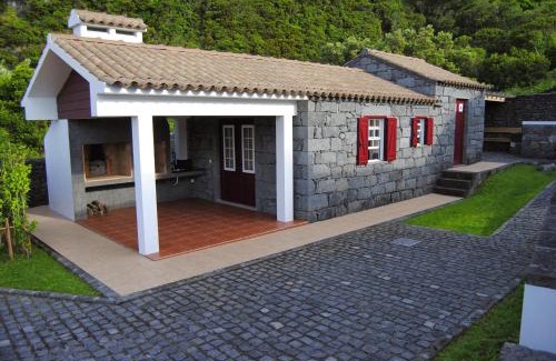 Praia do Norte House | Casas Da Faja
