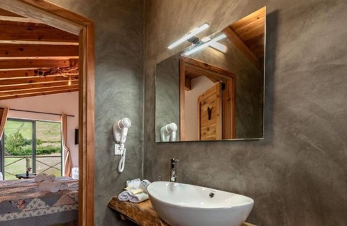 Santa Cruz das Flores House | Casas da Quinta - Apartment with Sea View