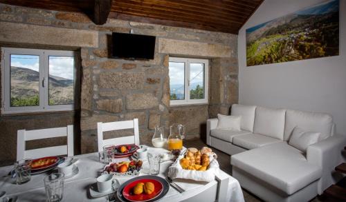 Arouca Bed & Breakfast | Casas Peralta - Amarela