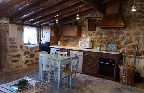 Villar de Corneja Cottage | Casas Rurales Paredes, La Cuadra