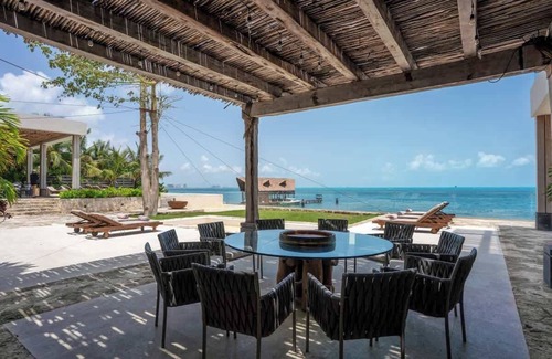 Punta Cancun Villa | CasaZul - 9BR Luxury Beachfront Villa