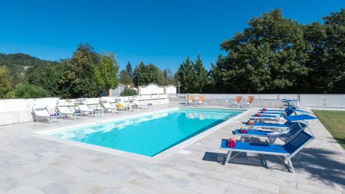 Fossombrone Villa | CASCINA MARIANNA 12&4, Emma Villas