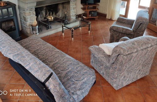 Castello-prato House | Casentino semi-detached house