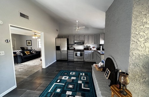 Paradise Valley Village Apartment | Casita Attached to a Private Home On Orange Tree Golf Course