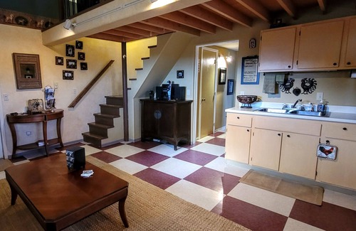 Canoncito House | Casita@BlackWolf Ranch: Your Own Private Santa Fe
