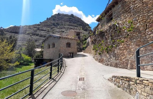 Conca de Dalt House | Casita de pueblo en Toralla Pirineo Catalan