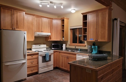 Hotchkiss House | Casita en la Mesa - breathtaking beauty and serenity