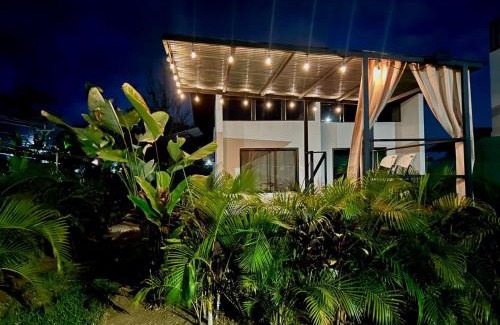 El Tanque Villa | Casita Sura with Private Jacuzzi