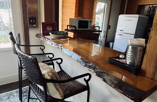 Princess Place Apartment | Casita Welcomes Guests, Year Round in Wilmington. Booking now for Next Winter!