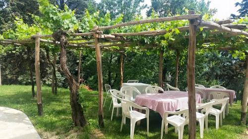 Ovada House | Castello di Grillano Guest House