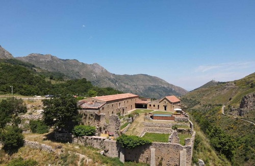 Longi House | Castello di Mile - trekking e relax in Sicilia
