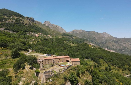 Longi House | Castello di Mile - trekking e relax in Sicilia