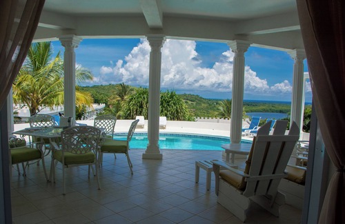 Savannes Villa | Castles Villa 7 is a Charming 3-bedroom villa with its own private pool.