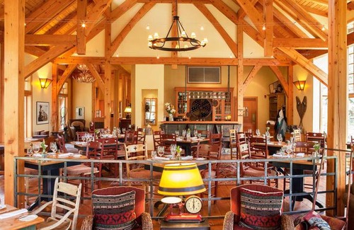Field Cabin | Cathedral Mountain Lodge
