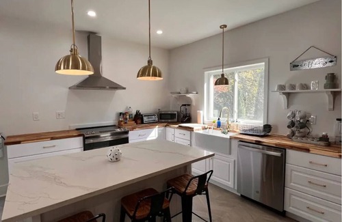 Catskill Heights House | Catskill Ski Hike Lake Pet Main St Pool