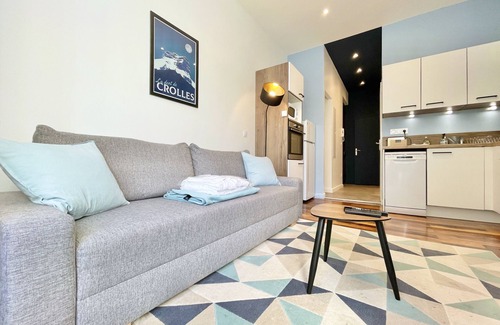 Quartier Chorier-Berriat Apartment | #CC Le Cadet 👨‍👩‍👦‍👦| Jean Jaurès | A, B and E tramway| T2 equipped