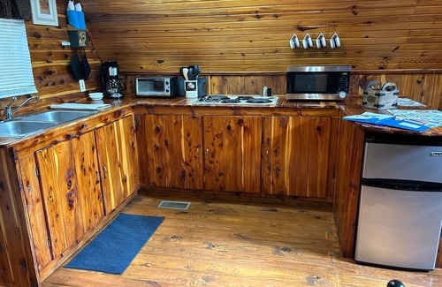 Eckerty Ski Chalet | Cedar A Frame Cabin 5 with HOT TUB on Patoka Lake in Southern Indiana