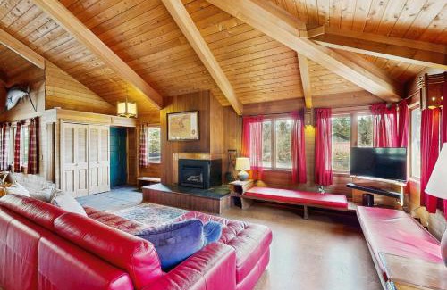 Alyeska House | Cedar Chalet on Davos