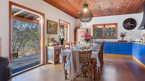 Canyonleigh House | Cedar Cottage