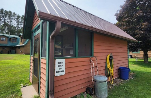 Butternut Cabin | Cedar Cove Cabin 3
