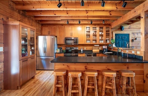 Sunset House | Cedar Cove on Lake Keowee!