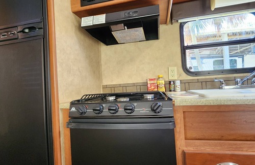 Salem House | Cedar Island Canal Front Cute RV with Boat Slip, Fishing, Scalloping & Crabbing