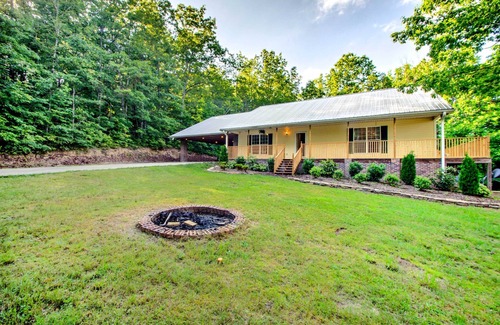 Cedar Mountain Cottage | Cedar Mountain House on 12 Acres - Near Trails!