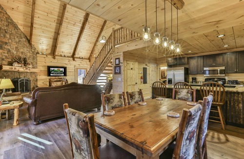 Ellijay Cabin | Cedar Shoals - Riverfront, Hot Tub, Dog Friendly/Minimum Age Requirement of 25