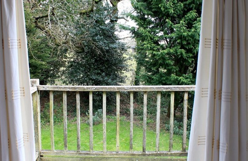 New Forest District Cottage | Cedar-tiled Cottage in own Garden, in Grounds of Nearby Owner's House