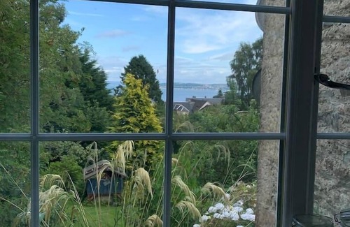 Kilmun Apartment | Cedarbank's - The Little Art House - dog friendly