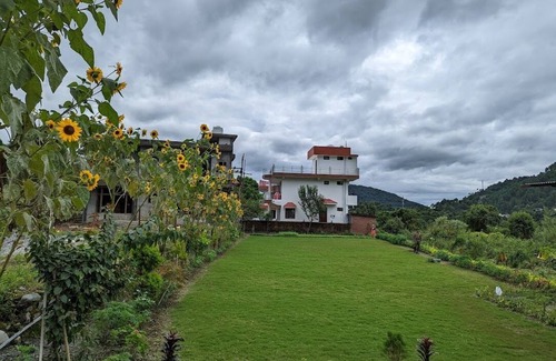 Bhimtal House | Celestial Rhapsody, Naukuchiatal by Alt Homes