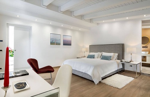 Ribera Villa | Cella Mimavi - Three Bedroom Villa, Sleeps 6