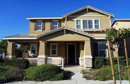 Ontario House | Centennial Cir on Ontario #41640