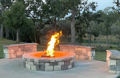 Centerville House | Centerville Retreat 🦌 Weddings♥️ ATV Trails 🐟 Private Lake