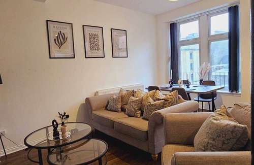 Dundee Apartment | CENTRAL APARTMENT