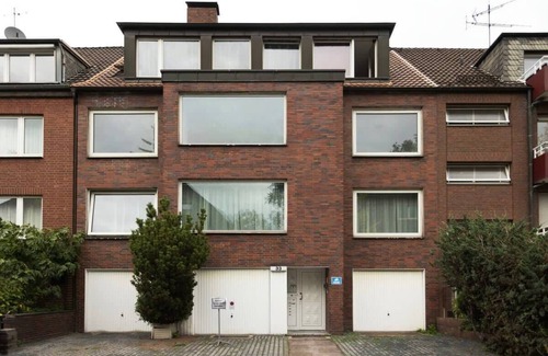 Duisburg City Center Apartment | Central apartment with Terrace and a free parking