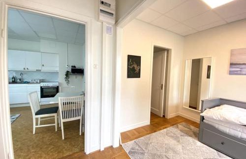 Huskvarna Apartment | central apartment with free parking