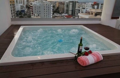 Bella Vista Apartment | Central Apt W/Balcony -5 minute to Blue Mall/supermarket