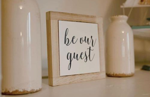 Beverly Apartment | Central Beverly 5 min to Salem